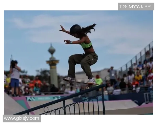 杭州滑板队在全国滑板力量排行榜中荣获第十名展现出强劲实力与潜力