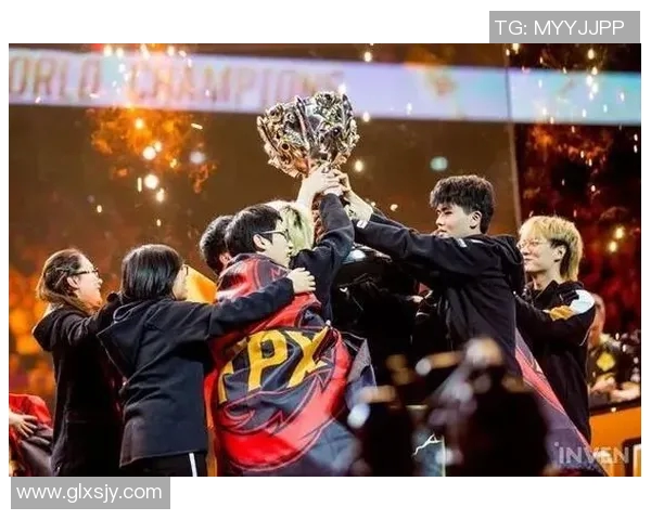 高校联赛特别报道：FPX战队的崛起与突破之路全景回顾